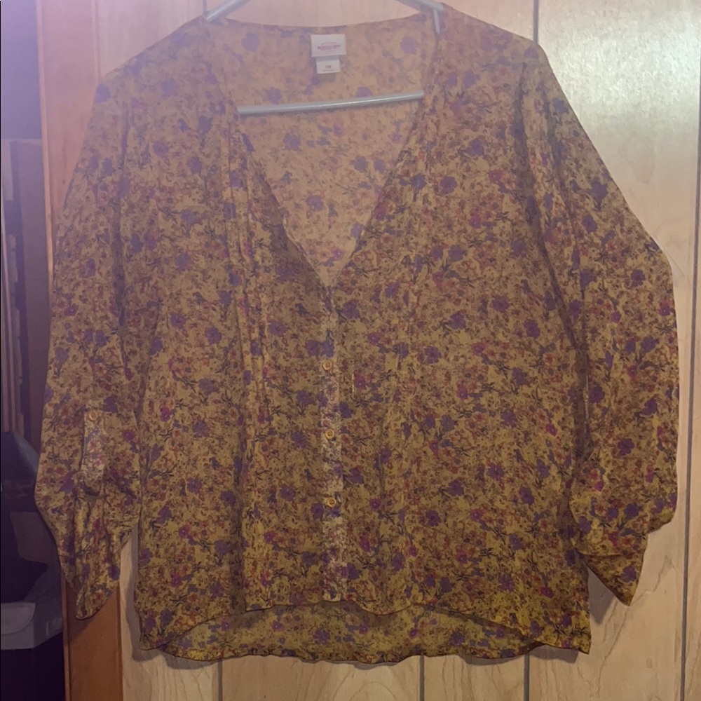 Mossimo Supply Co Yellow and Brown 3/4 Sleeve Buttoned Blouse